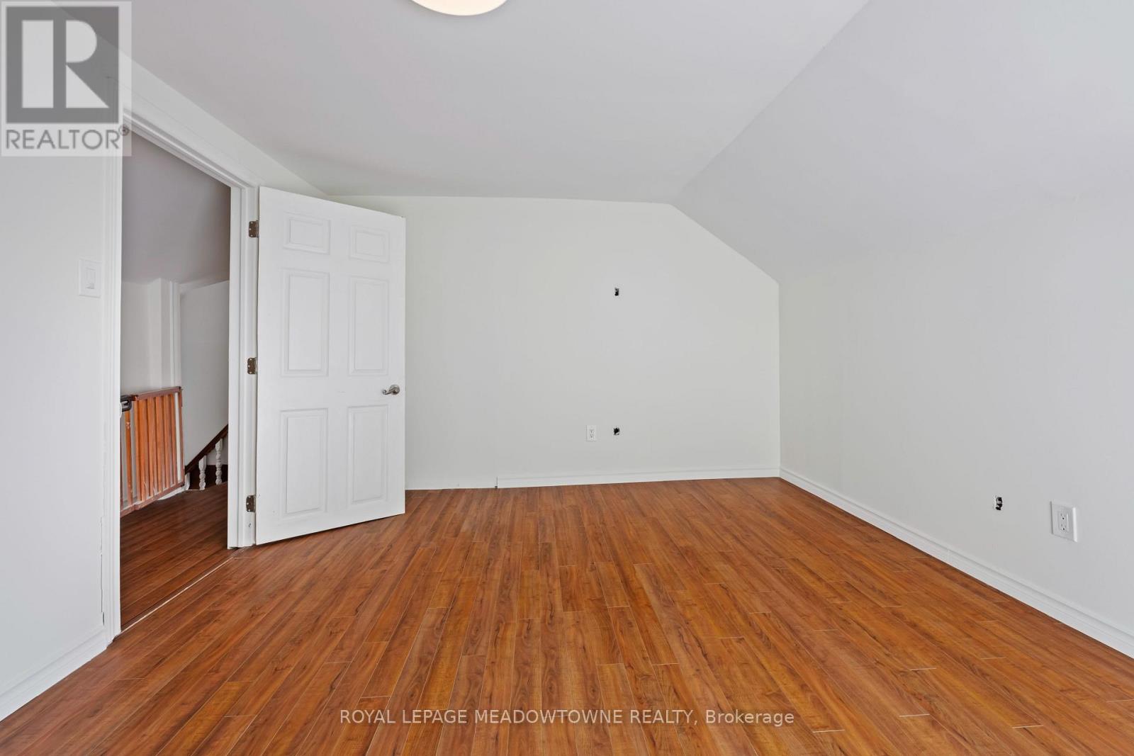 34 Crozier Street, East Luther Grand Valley, Ontario  L0N 1G0 - Photo 25 - X12475884