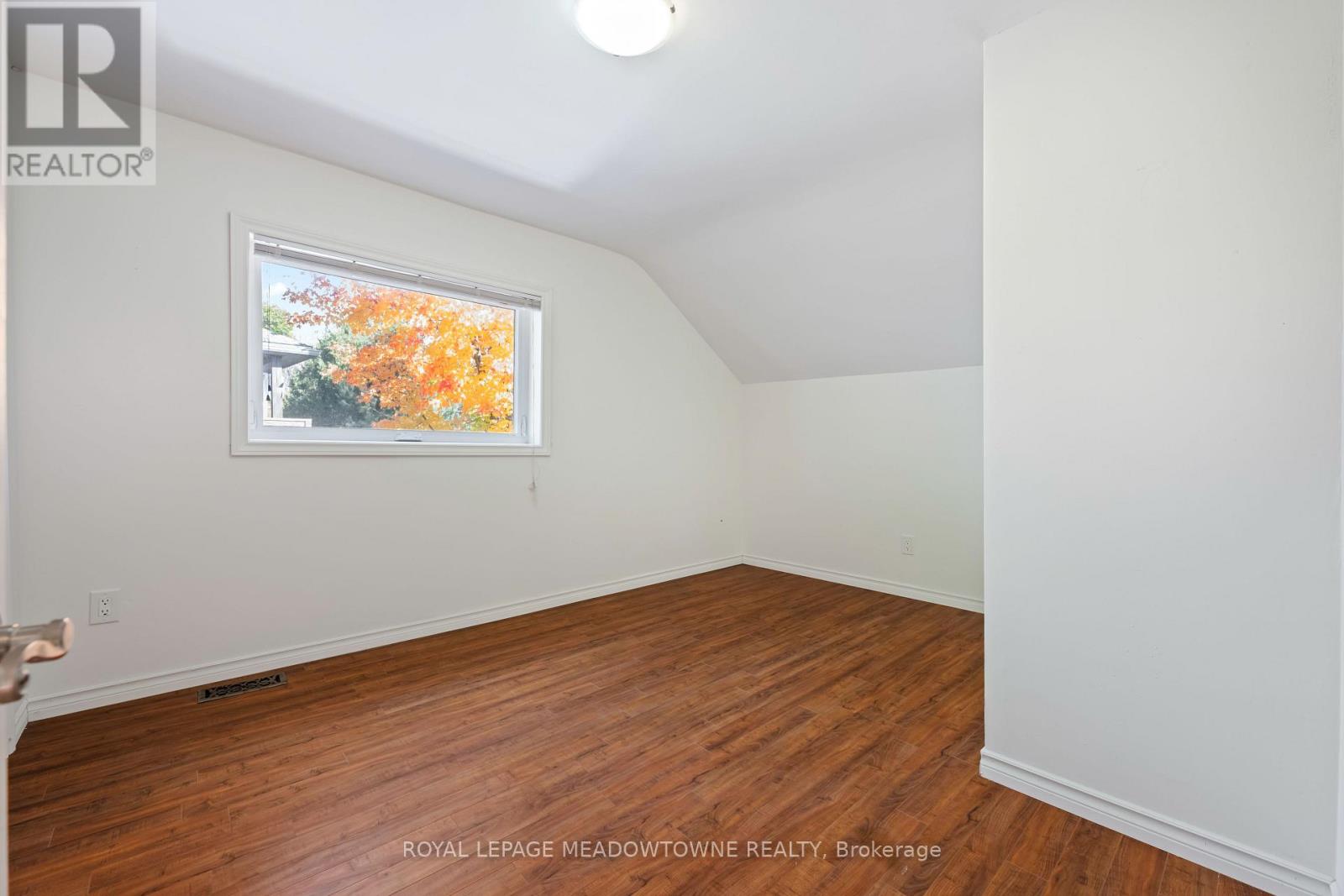 34 Crozier Street, East Luther Grand Valley, Ontario  L0N 1G0 - Photo 29 - X12475884
