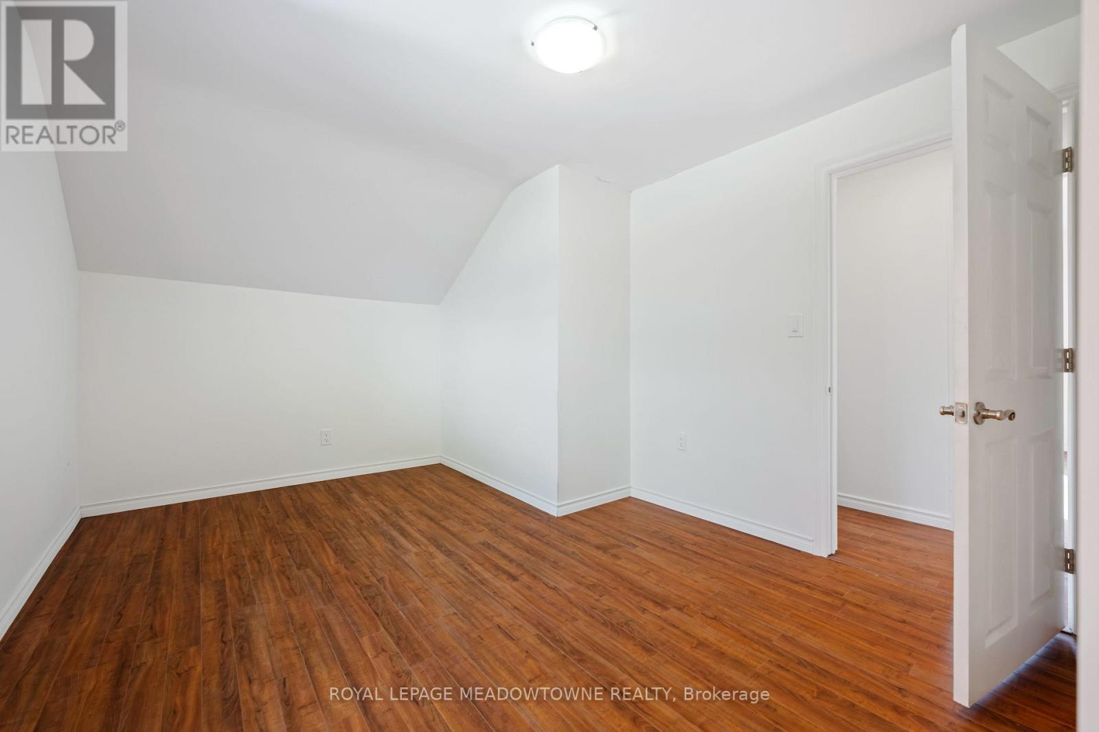34 Crozier Street, East Luther Grand Valley, Ontario  L0N 1G0 - Photo 32 - X12475884