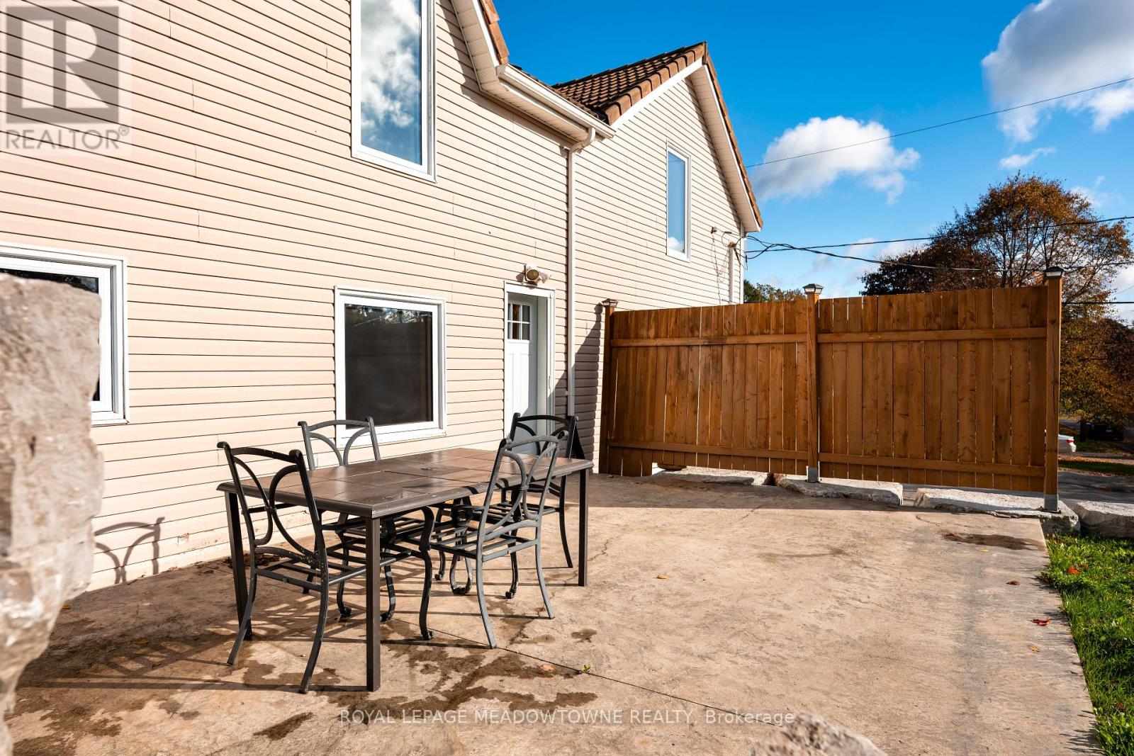 34 Crozier Street, East Luther Grand Valley, Ontario  L0N 1G0 - Photo 35 - X12475884