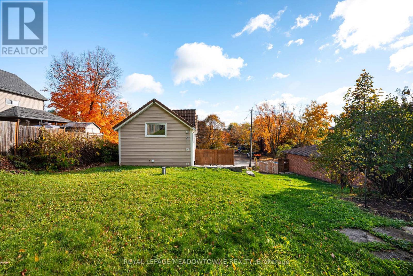 34 Crozier Street, East Luther Grand Valley, Ontario  L0N 1G0 - Photo 40 - X12475884