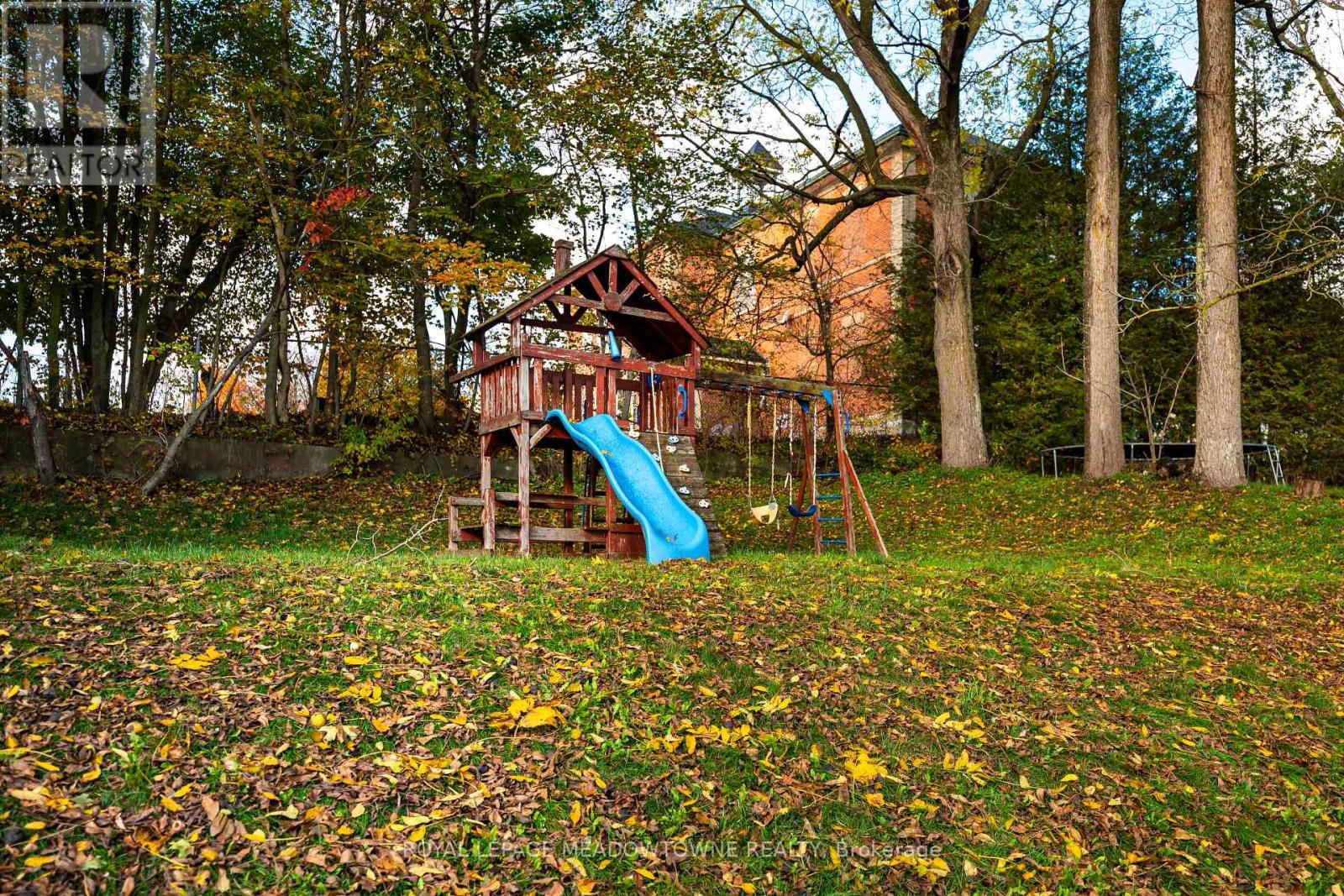 34 Crozier Street, East Luther Grand Valley, Ontario  L0N 1G0 - Photo 42 - X12475884
