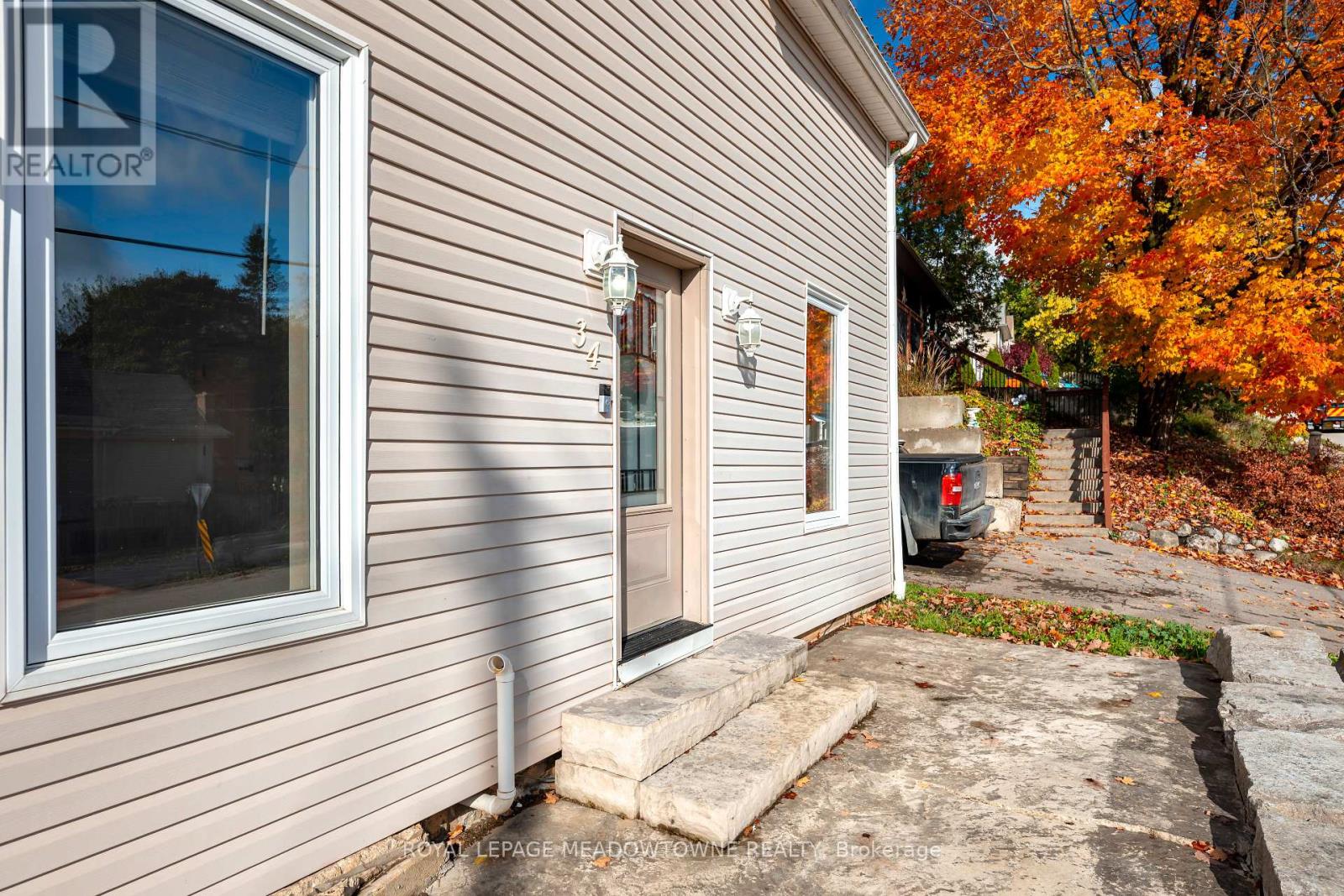 34 Crozier Street, East Luther Grand Valley, Ontario  L0N 1G0 - Photo 6 - X12475884
