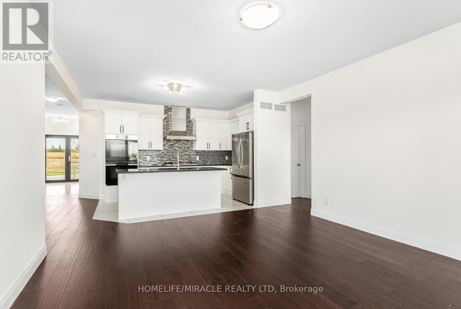 80 Grandville Circle, Brant, Ontario  N3L 0J5 - Photo 12 - X12475886