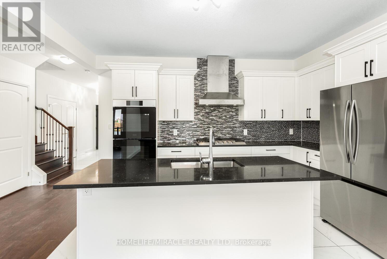 80 Grandville Circle, Brant, Ontario  N3L 0J5 - Photo 15 - X12475886