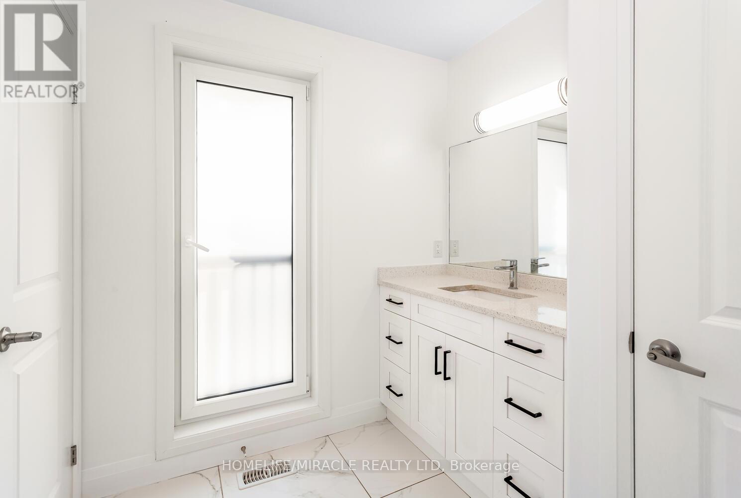 80 Grandville Circle, Brant, Ontario  N3L 0J5 - Photo 43 - X12475886