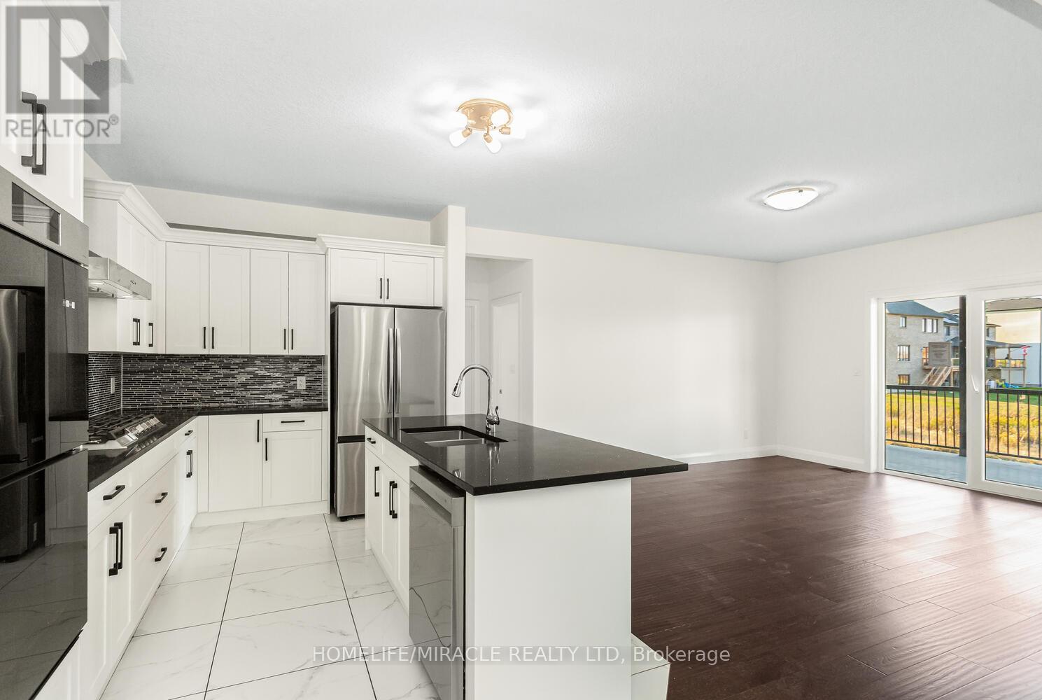 80 Grandville Circle, Brant, Ontario  N3L 0J5 - Photo 9 - X12475886