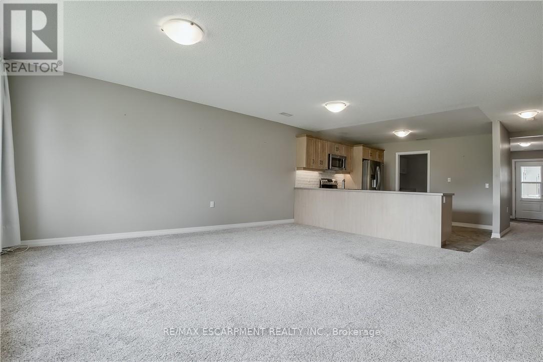 5 Archdeacon Clark Trail, Hamilton (Kennedy), Ontario  L9B 2M2 - Photo 13 - X12475934
