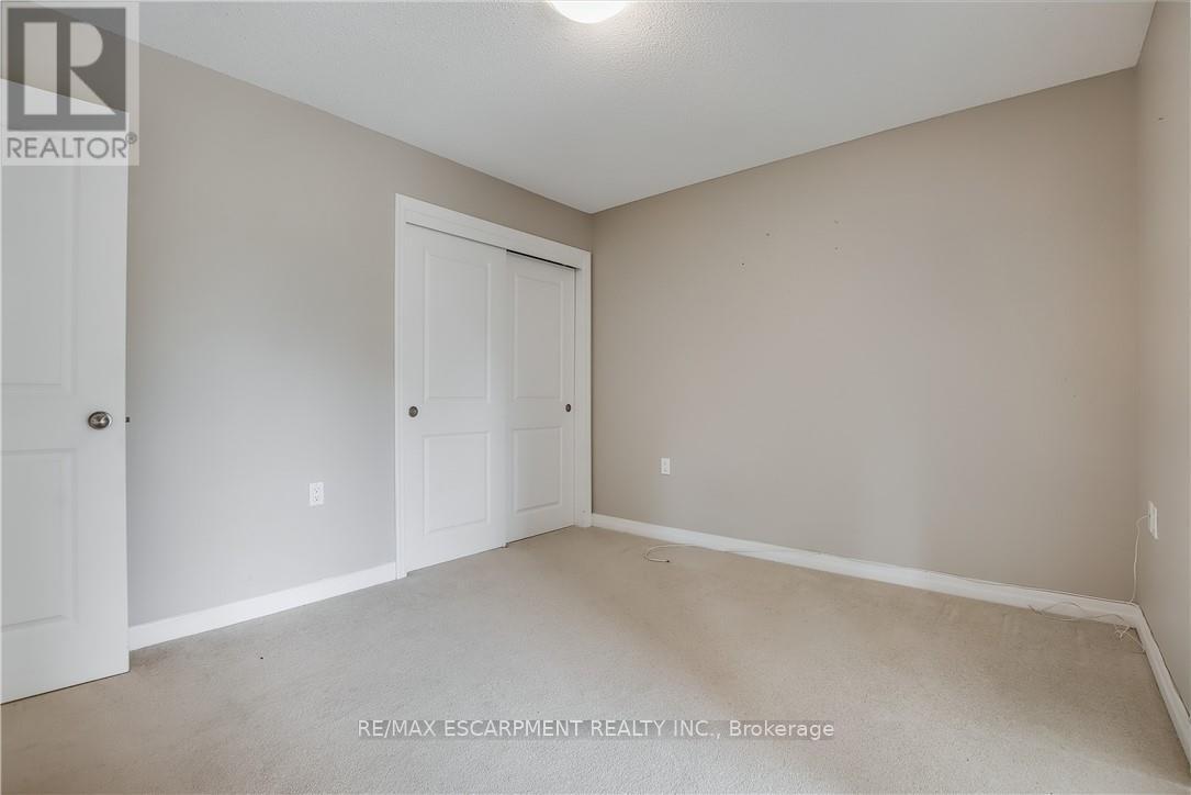 5 Archdeacon Clark Trail, Hamilton (Kennedy), Ontario  L9B 2M2 - Photo 16 - X12475934
