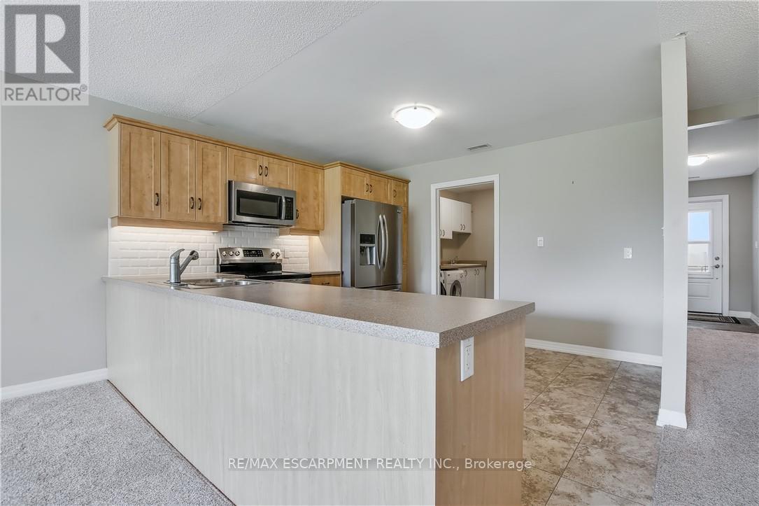 5 Archdeacon Clark Trail, Hamilton (Kennedy), Ontario  L9B 2M2 - Photo 8 - X12475934