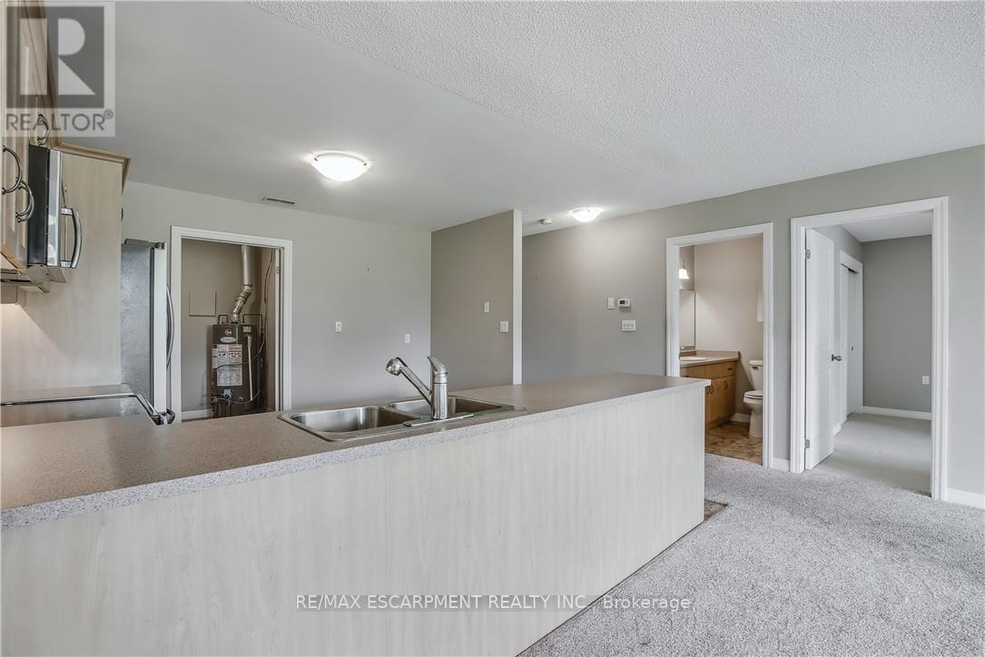 5 Archdeacon Clark Trail, Hamilton (Kennedy), Ontario  L9B 2M2 - Photo 9 - X12475934