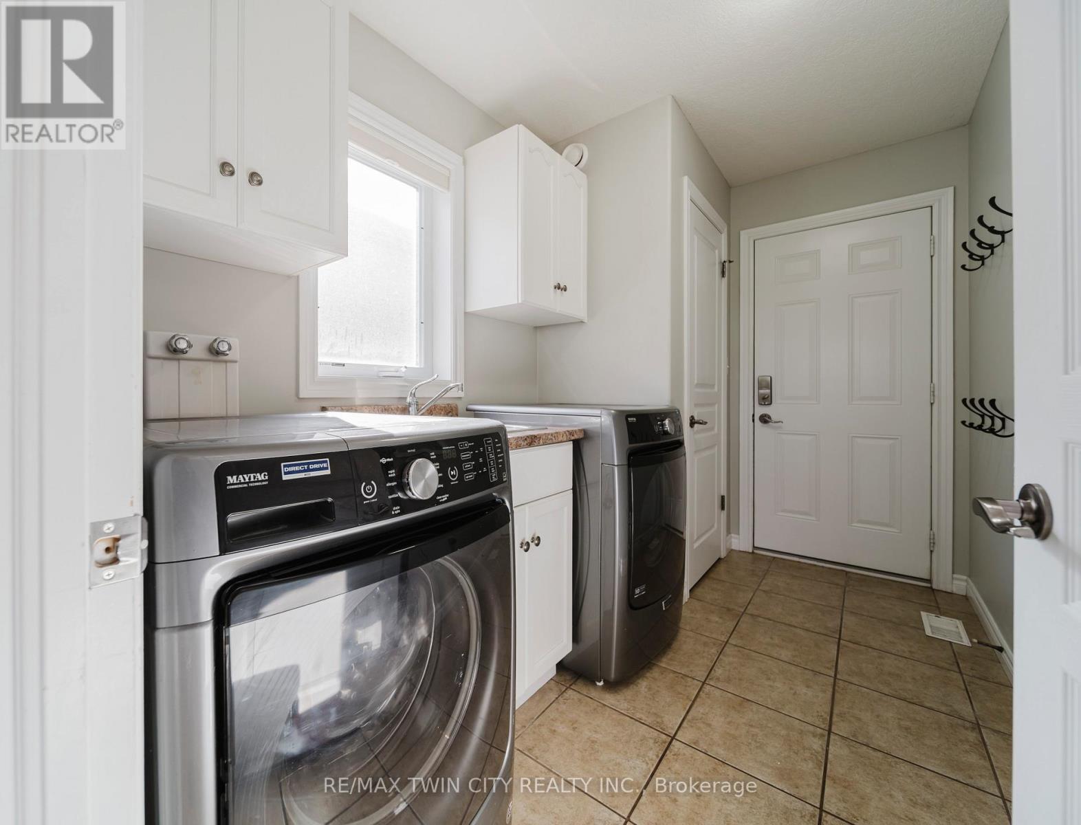 13 Erhardt Wagner Place, Wilmot, Ontario  N3A 4S2 - Photo 20 - X12475936