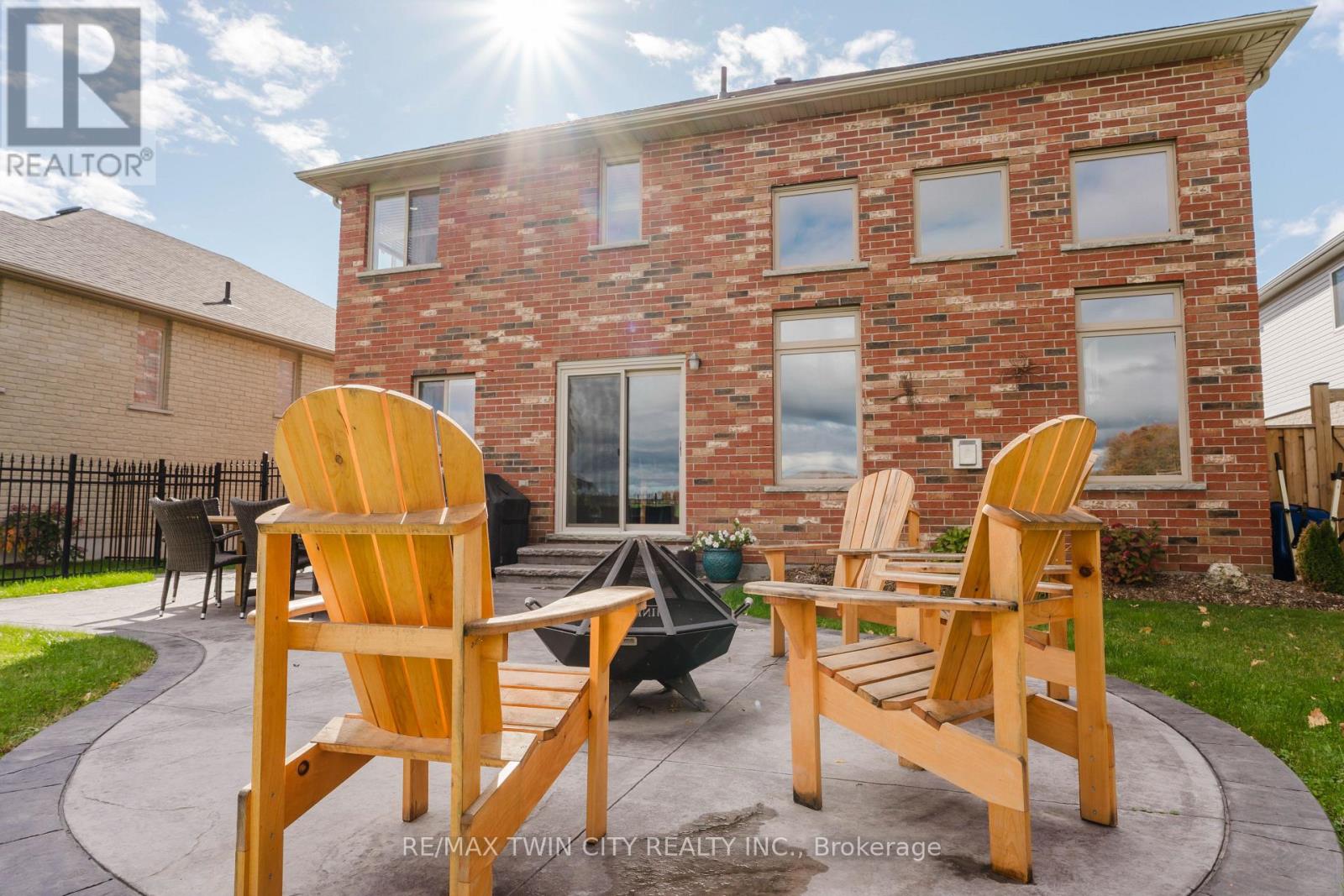 13 Erhardt Wagner Place, Wilmot, Ontario  N3A 4S2 - Photo 40 - X12475936