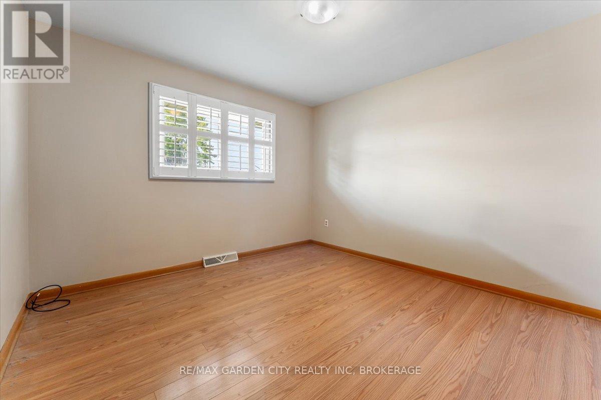 160 Elgin Street, Thorold (Thorold Downtown), Ontario  L2V 3C2 - Photo 20 - X12476182