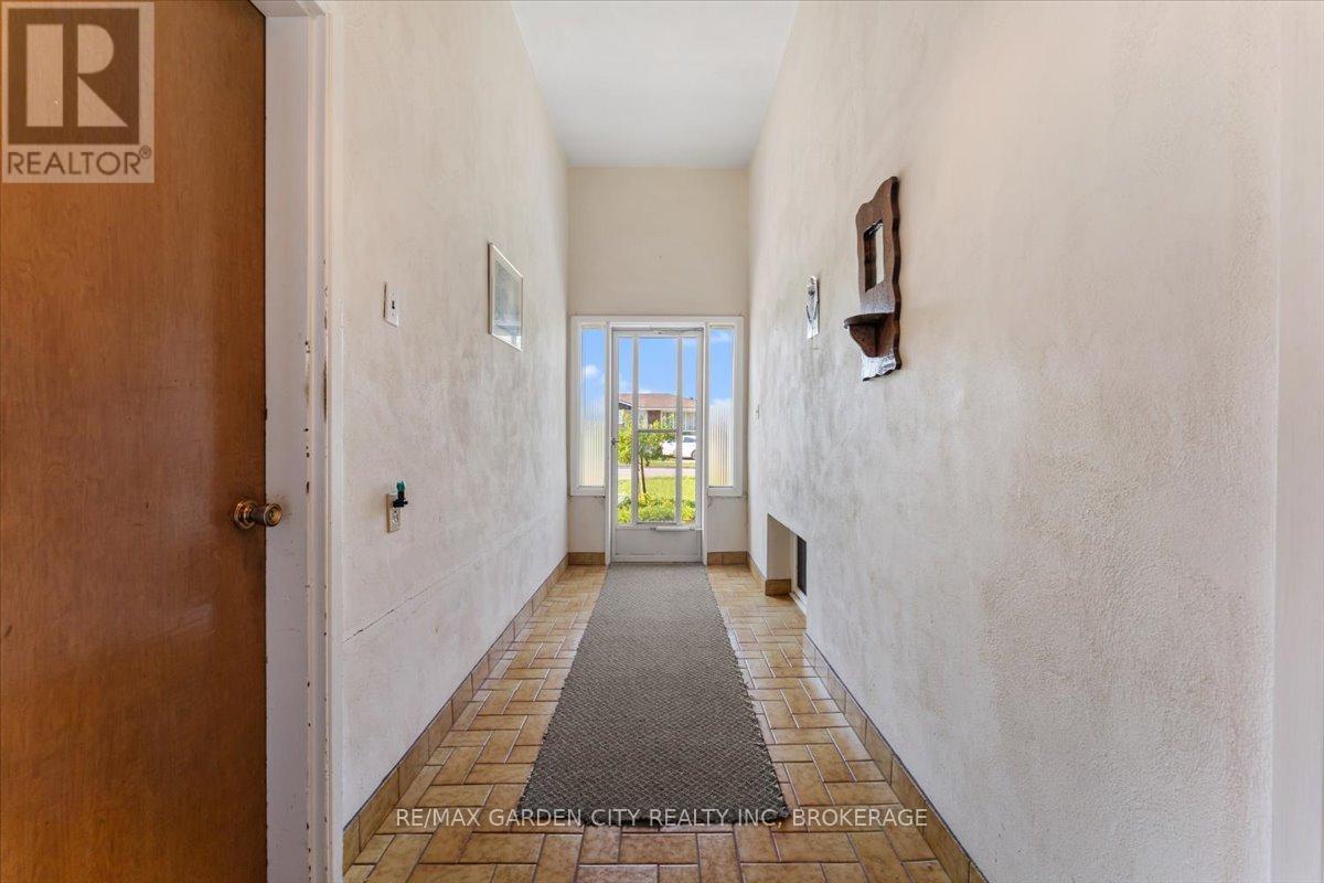 160 Elgin Street, Thorold (Thorold Downtown), Ontario  L2V 3C2 - Photo 26 - X12476182