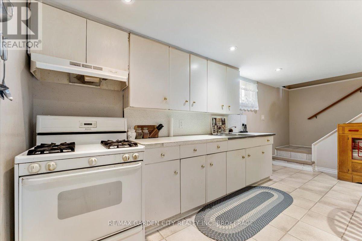 160 Elgin Street, Thorold (Thorold Downtown), Ontario  L2V 3C2 - Photo 27 - X12476182