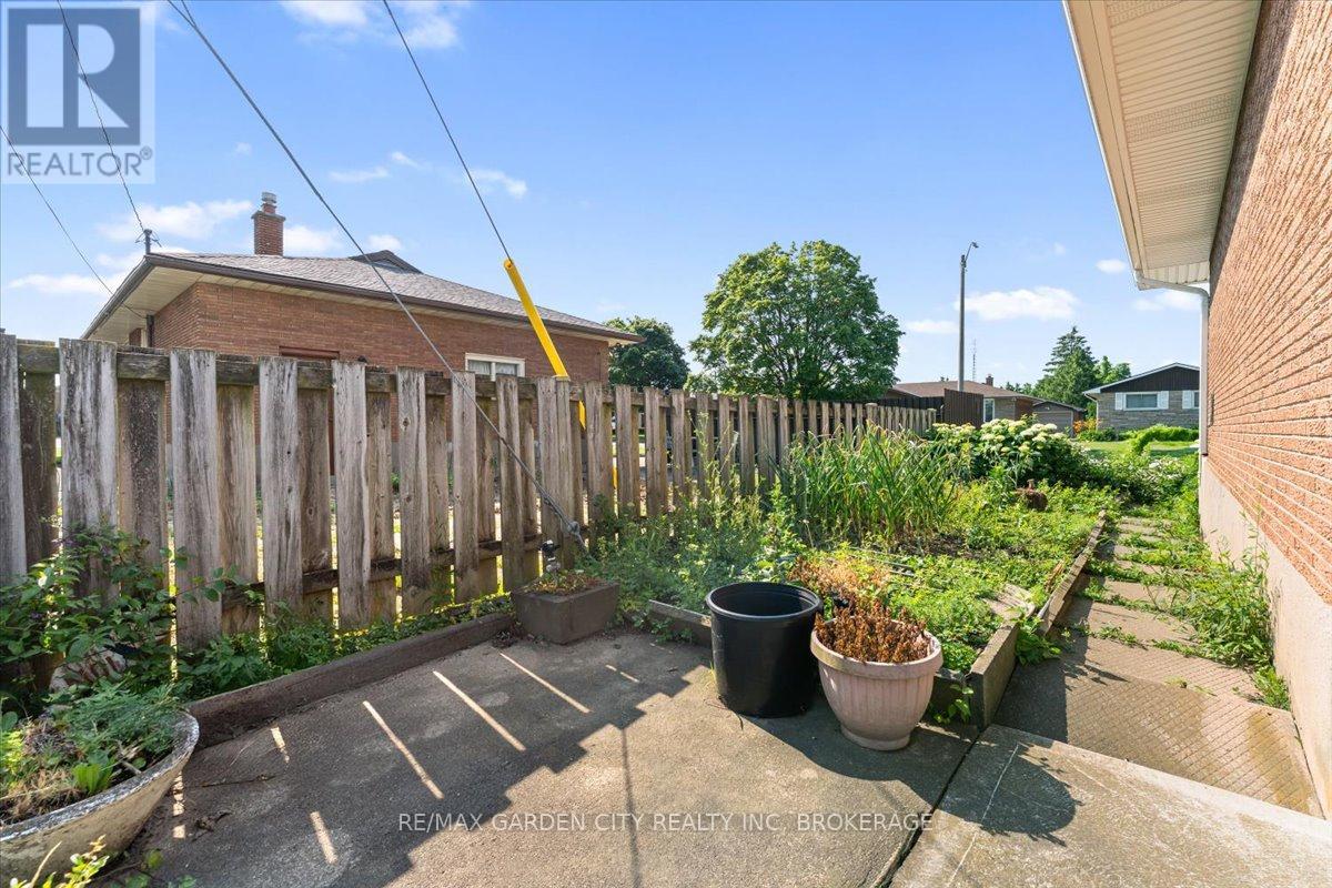 160 Elgin Street, Thorold (Thorold Downtown), Ontario  L2V 3C2 - Photo 41 - X12476182