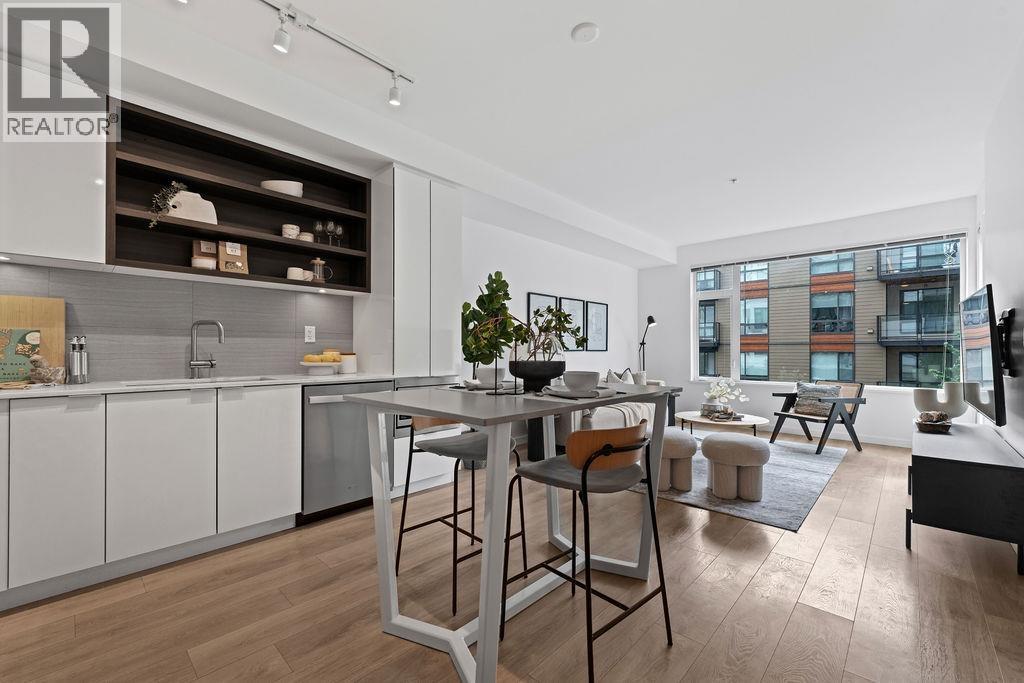 206 725 Marine Drive, North Vancouver, British Columbia  V7M 0G2 - Photo 4 - R3060876