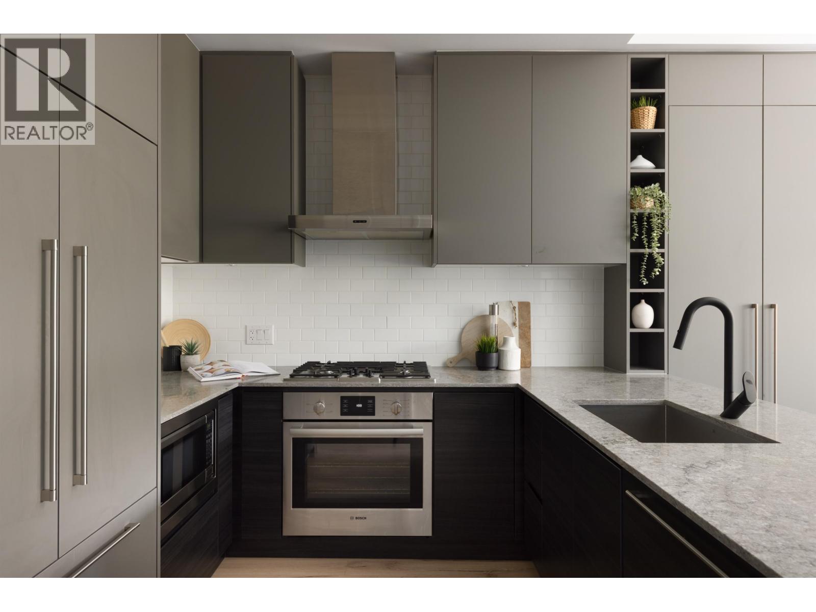 618 3131 Murray Street, Port Moody, British Columbia  V3H 0L9 - Photo 5 - R3060880