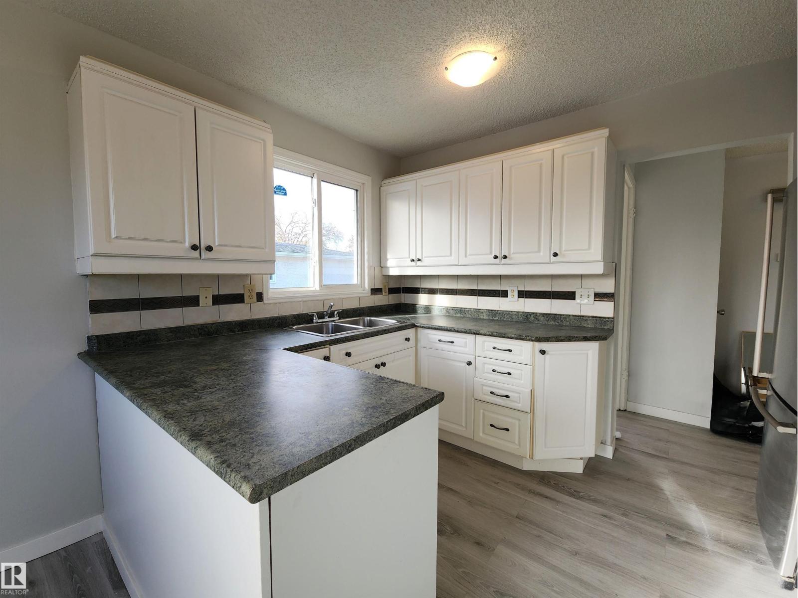 3014 132 Av Nw, Edmonton, Alberta  T5A 2Z1 - Photo 7 - E4462976