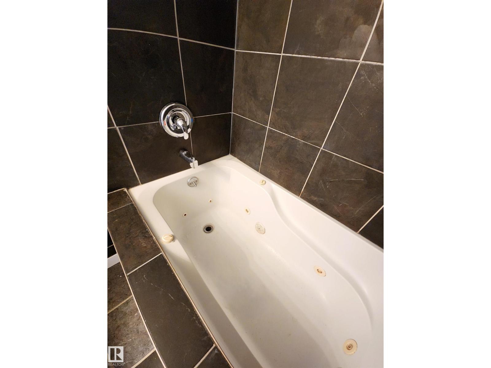 3014 132 Av Nw, Edmonton, Alberta  T5A 2Z1 - Photo 17 - E4462976
