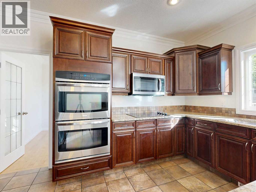 Property at 9311 Wedgewood Drive S image 5