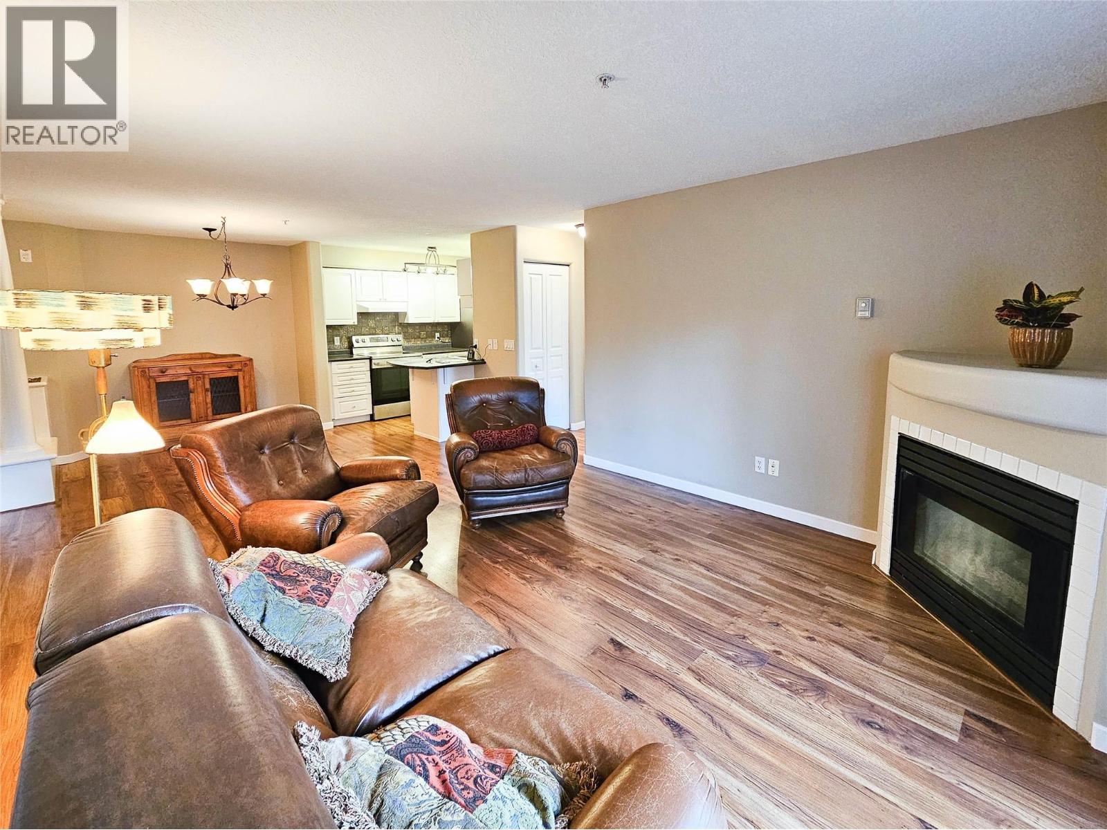 3221 Centennial Drive Unit# 204, Vernon, British Columbia  V1T 2T8 - Photo 3 - 10361997