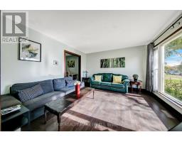 6 EARNSCLIFFE GATE, Brampton, Ontario