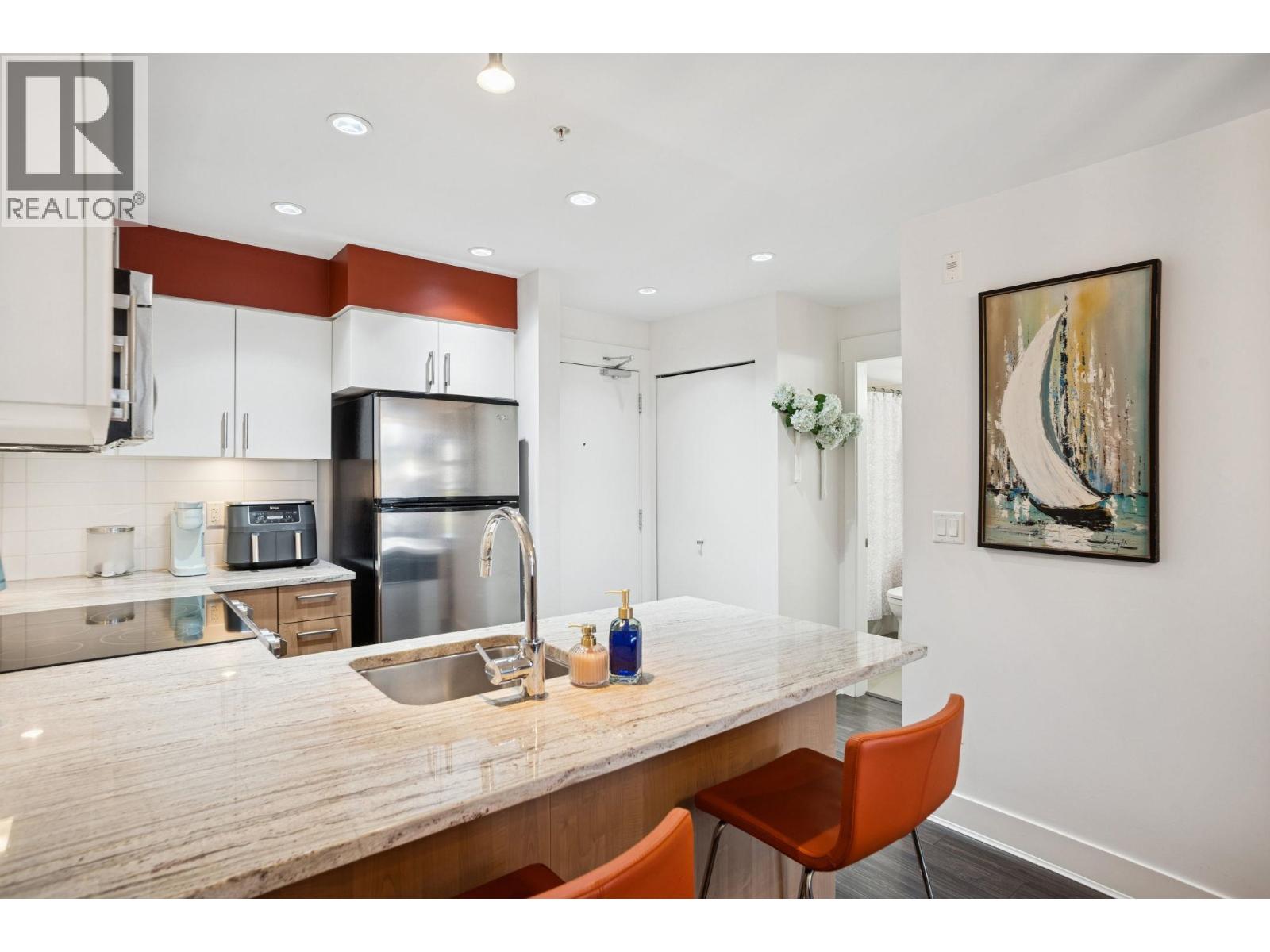 316 55 Eighth Avenue, New Westminster, British Columbia  V3L 0E8 - Photo 4 - R3060206