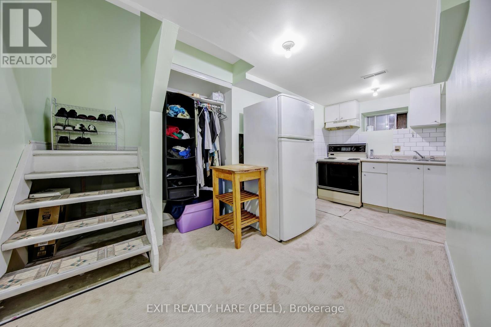 6 Earnscliffe Gate, Brampton, Ontario  L6T 3B3 - Photo 21 - W12474863