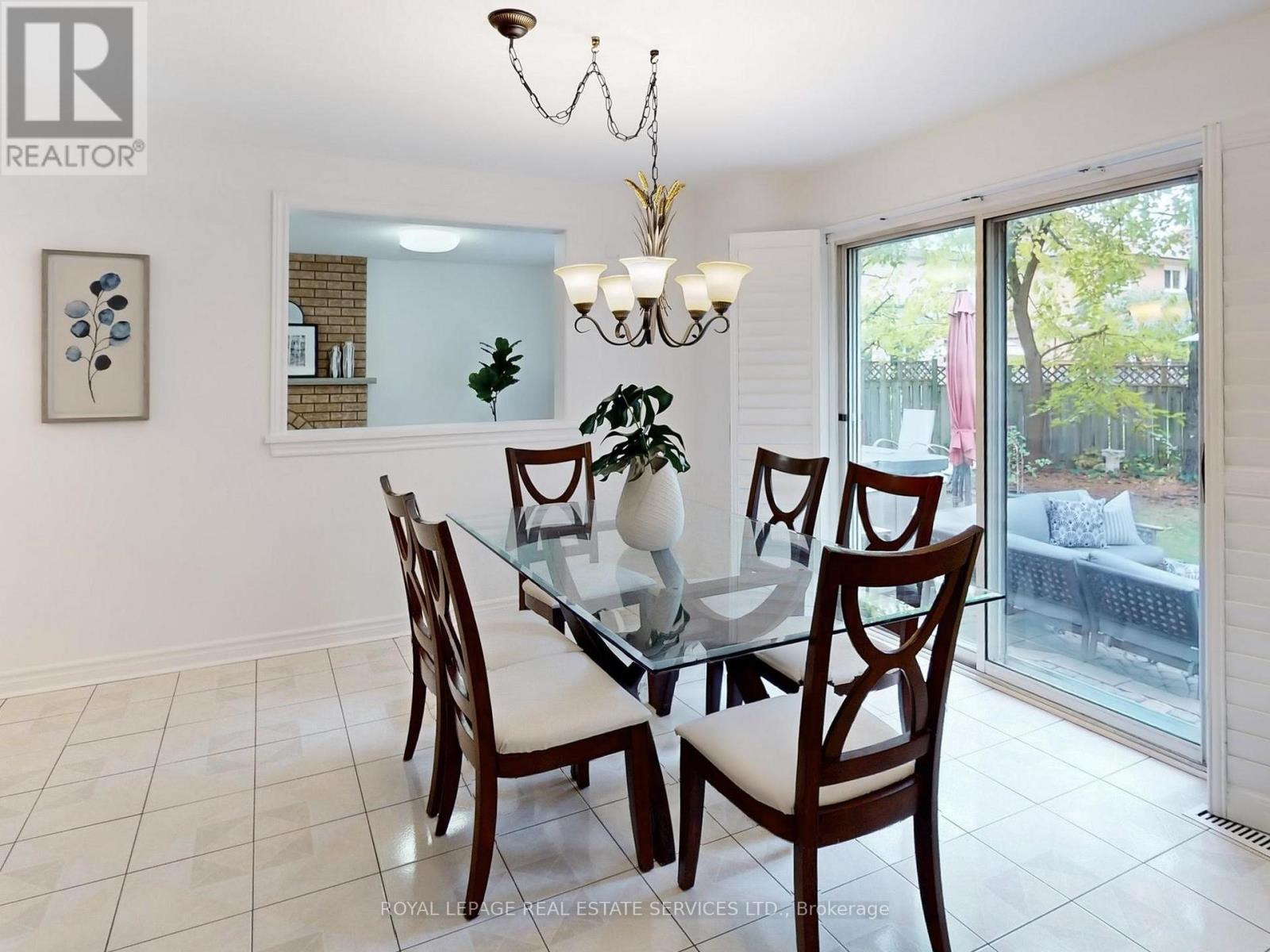 258 Westmount Boulevard, Vaughan (Beverley Glen), Ontario  L4J 7V9 - Photo 14 - N12475875