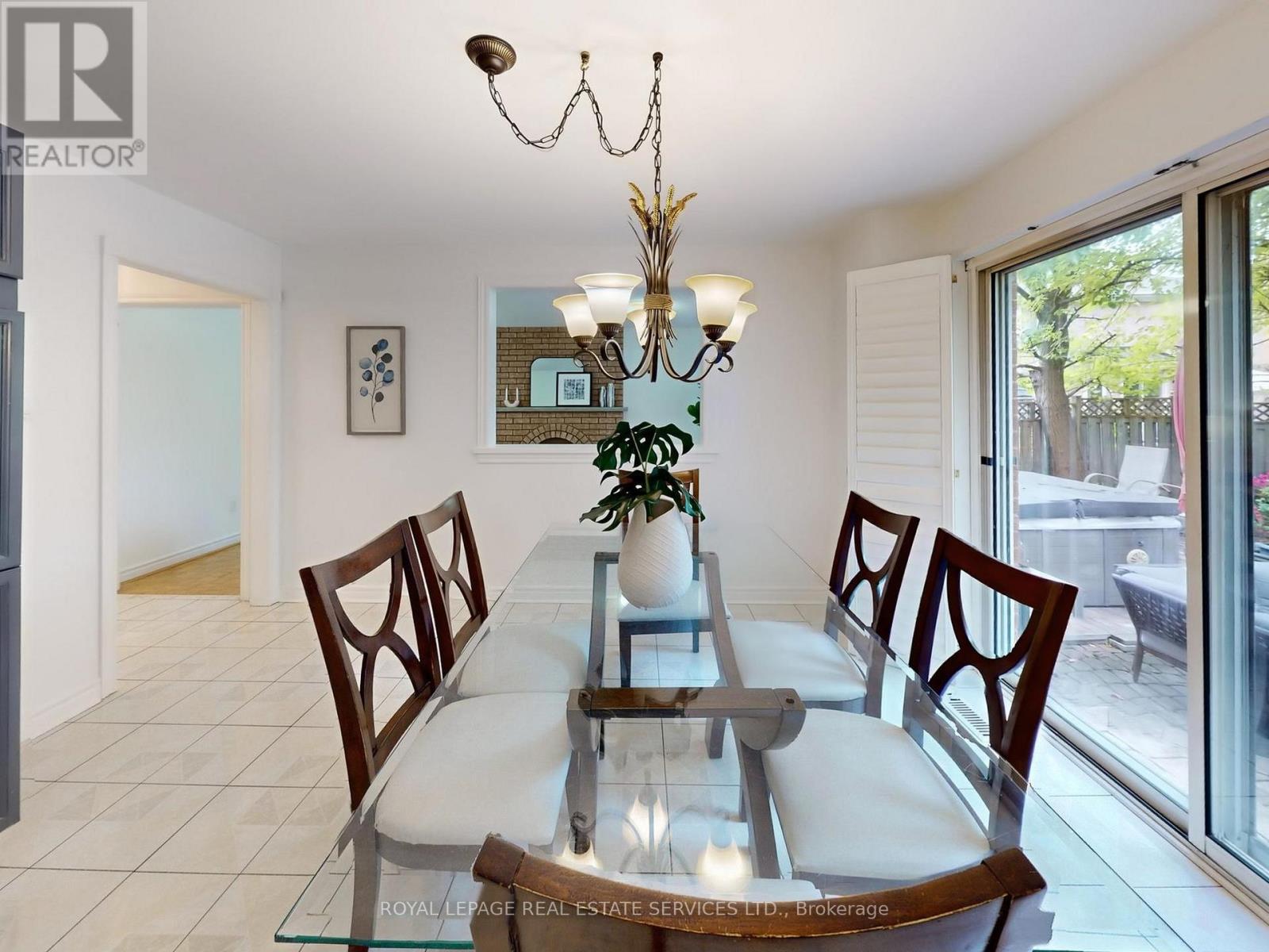 258 Westmount Boulevard, Vaughan (Beverley Glen), Ontario  L4J 7V9 - Photo 15 - N12475875