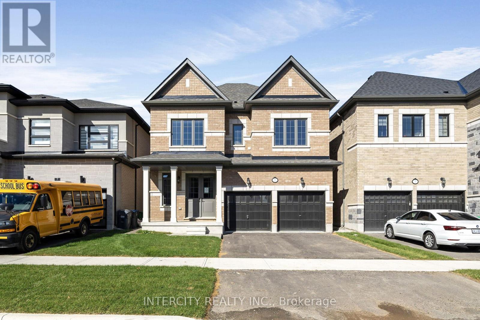 5 Kessler Drive, Brampton, Ontario  L6R 4G2 - Photo 1 - W12451230