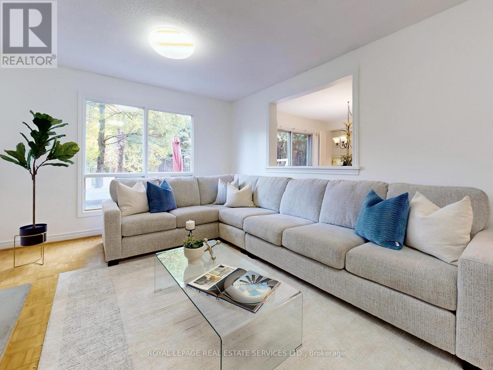 258 Westmount Boulevard, Vaughan (Beverley Glen), Ontario  L4J 7V9 - Photo 8 - N12475875