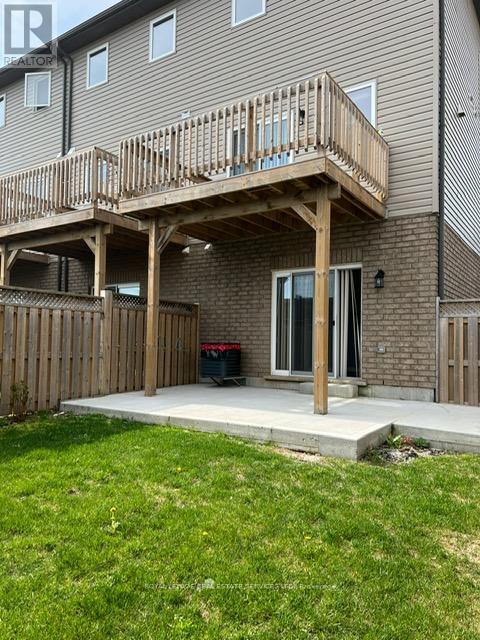 68 Bloom Crescent, Hamilton, Ontario  L0R 1P0 - Photo 19 - X12475414