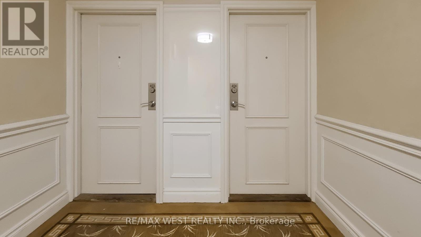 404 - 1535 Lakeshore Road E, Mississauga, Ontario  L5E 3E2 - Photo 31 - W12463670