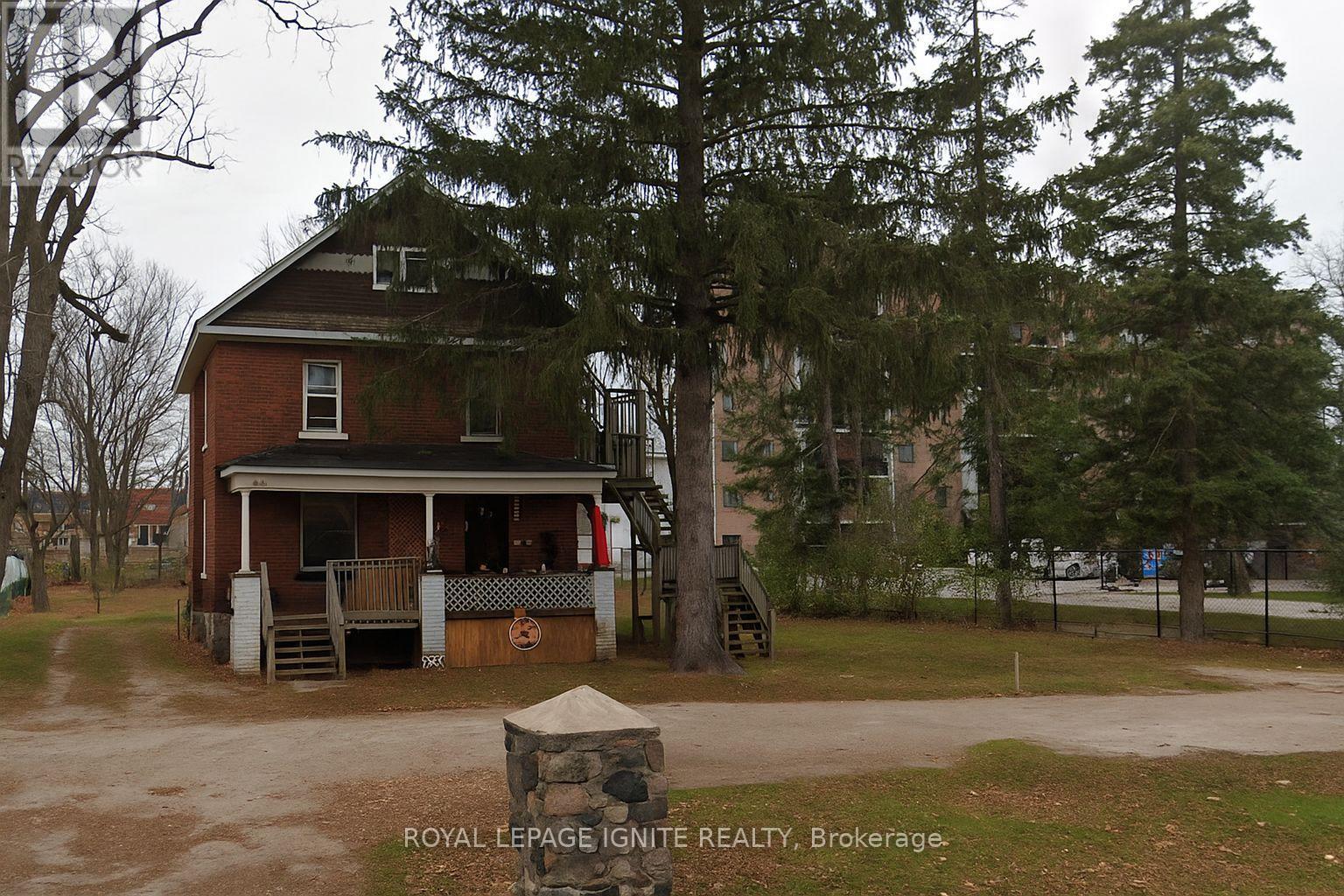 387 West Street N, Orillia, Ontario  L3V 5E7 - Photo 2 - S12474832