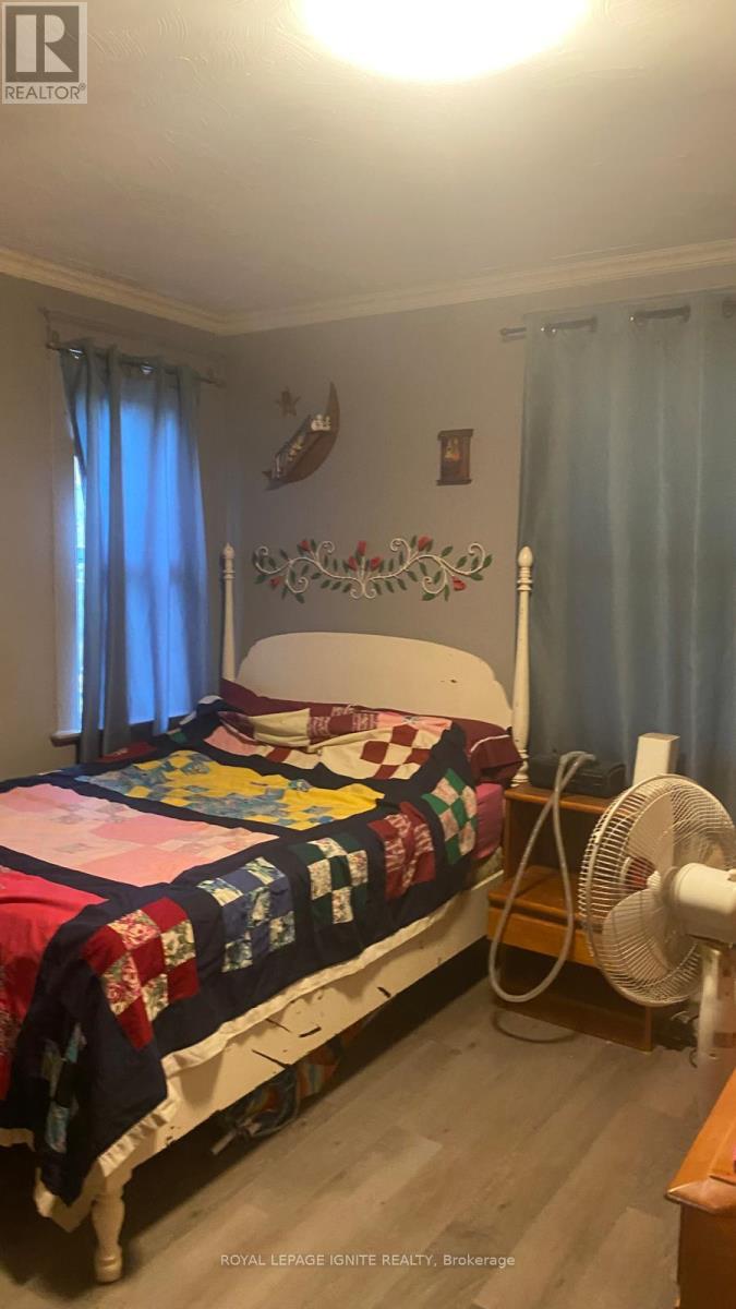 387 West Street N, Orillia, Ontario  L3V 5E7 - Photo 3 - S12474832