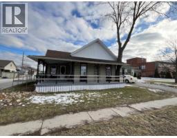 106 PARK AVENUE East, Chatham, Ontario