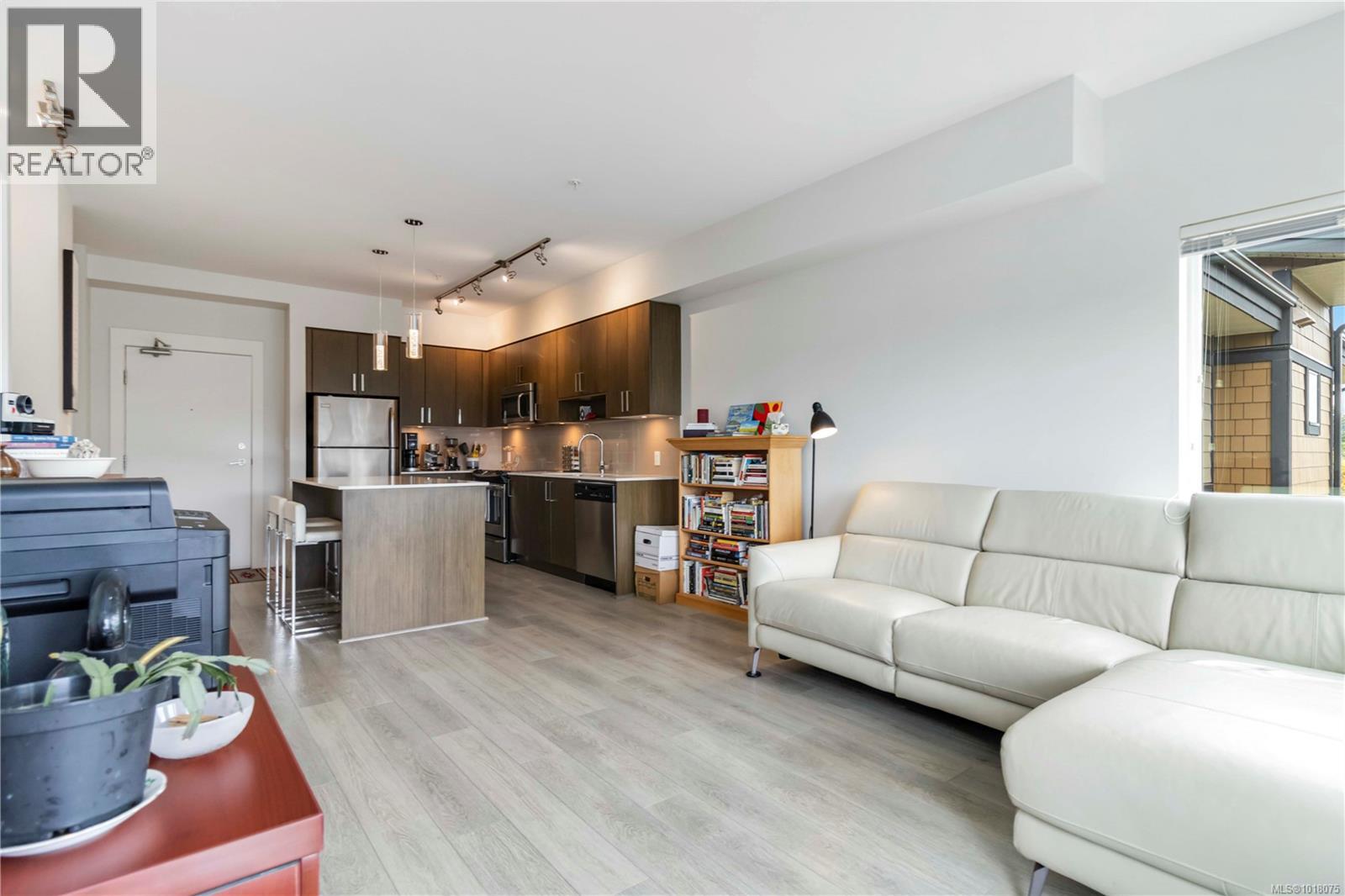 404 286 Wilfert Rd, View Royal, British Columbia V9C 0H6 - Photo 11 - 1018075