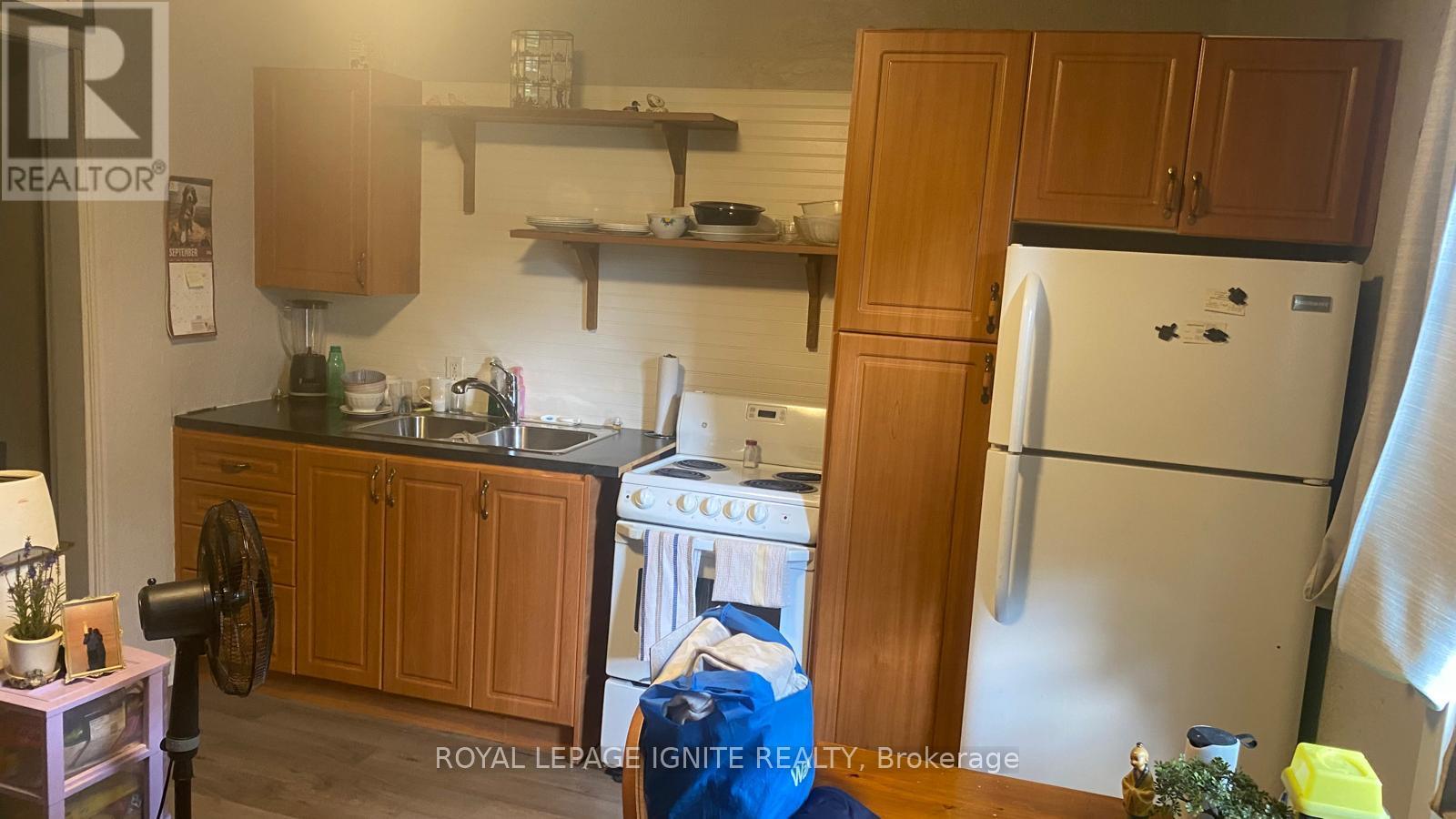 387 West Street N, Orillia, Ontario  L3V 5E7 - Photo 5 - S12474832