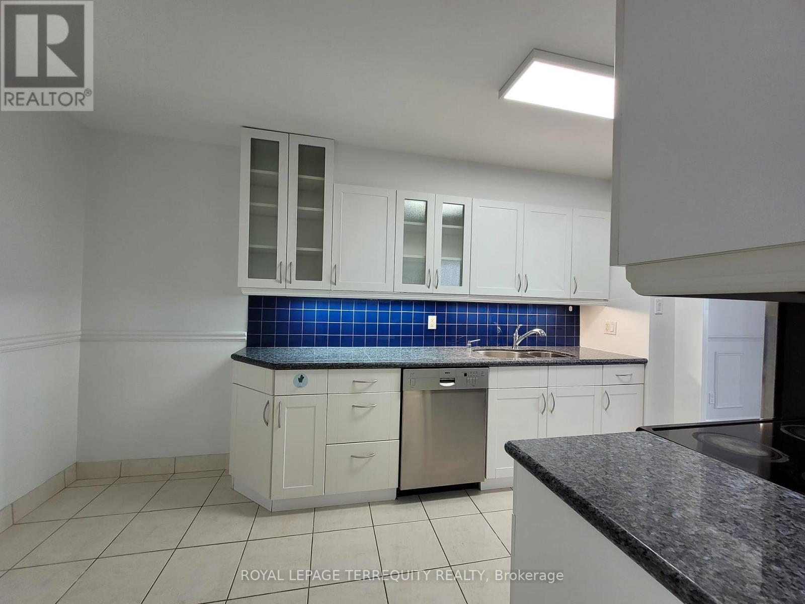 602 - 155 Marlee Avenue, Toronto, Ontario  M6B 4B5 - Photo 8 - W12475648