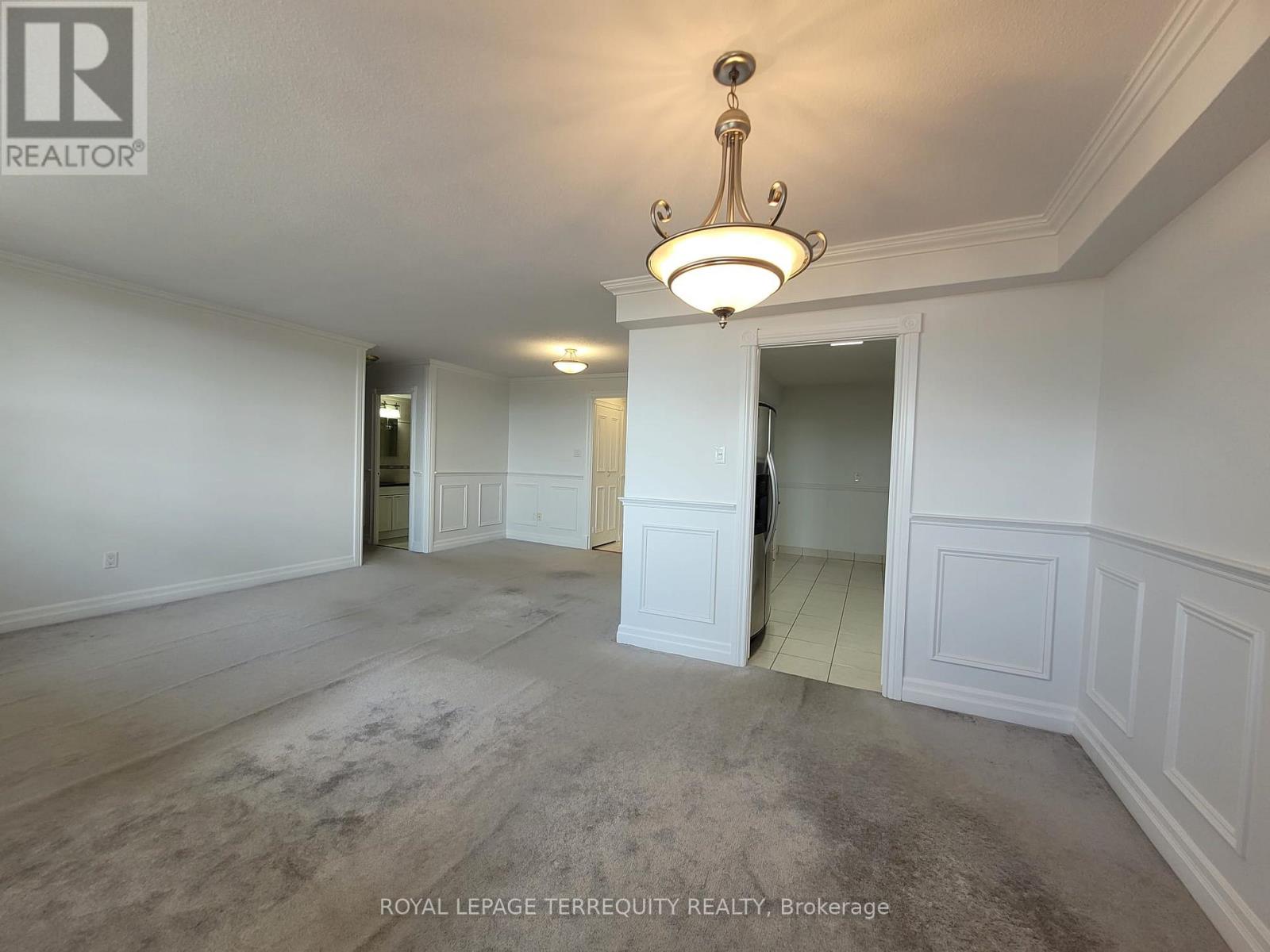 602 - 155 Marlee Avenue, Toronto, Ontario  M6B 4B5 - Photo 4 - W12475648