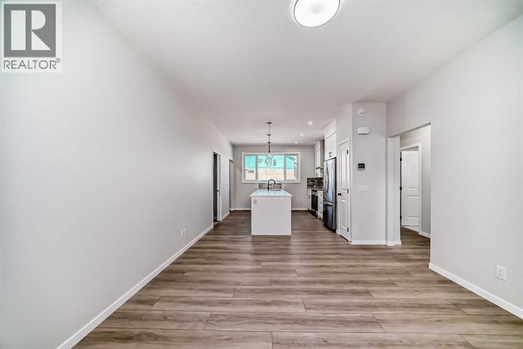 208 Lucas Place Nw, Calgary, Alberta  T3P 2E6 - Photo 7 - A2210904