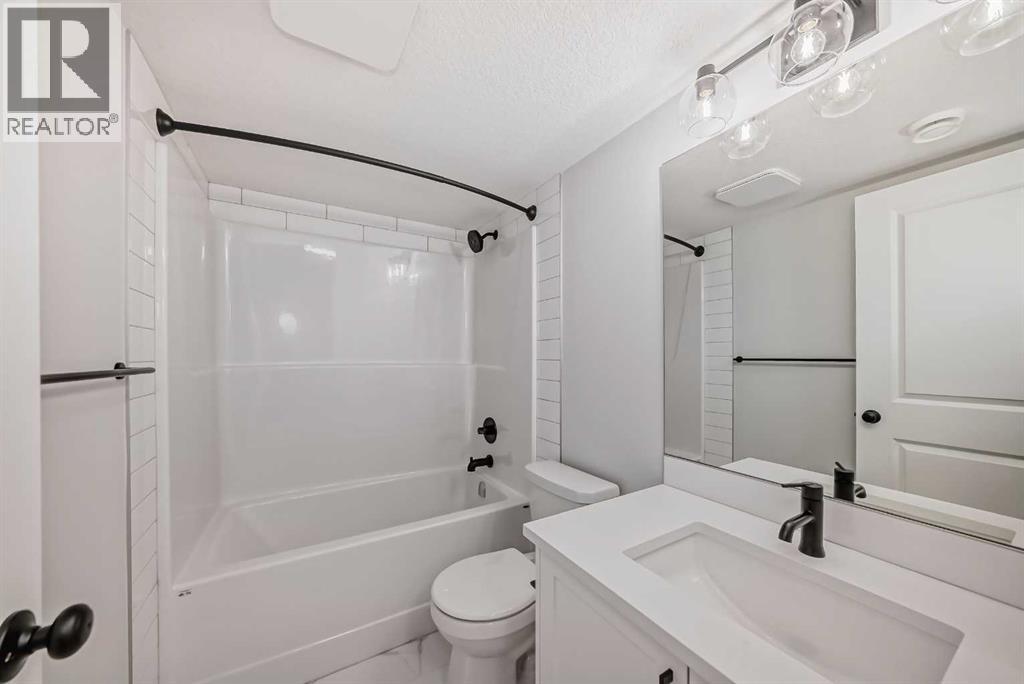 208 Lucas Place Nw, Calgary, Alberta  T3P 2E6 - Photo 32 - A2210904