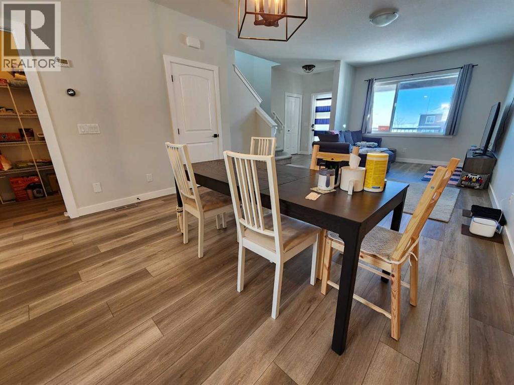 99 Edith Passage Nw, Calgary, Alberta  T3R 2B5 - Photo 16 - A2226472