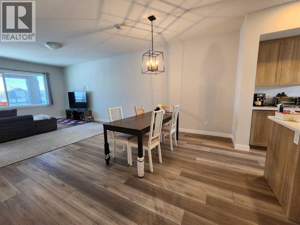 99 Edith Passage Nw, Calgary, Alberta  T3R 2B5 - Photo 17 - A2226472