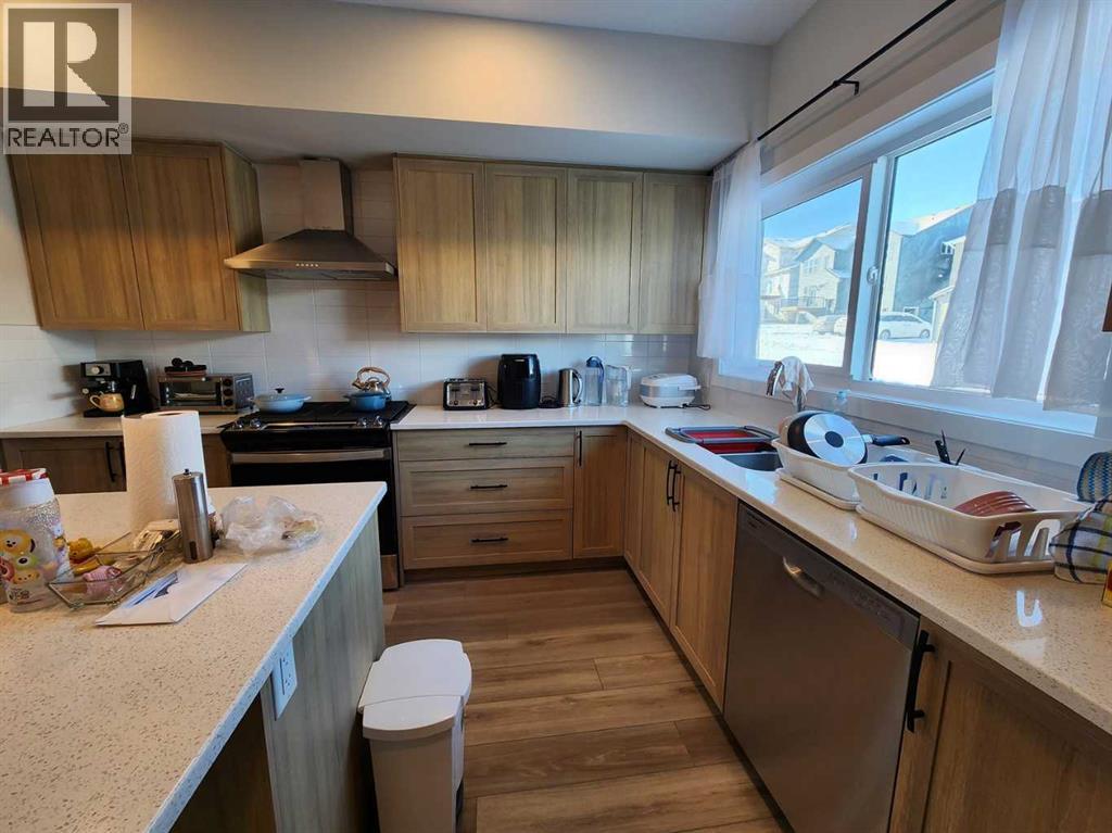 99 Edith Passage Nw, Calgary, Alberta  T3R 2B5 - Photo 13 - A2226472