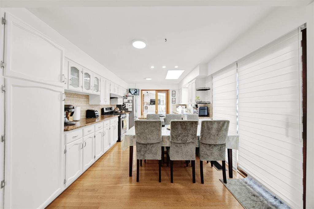 16951 94a Avenue, Surrey, British Columbia  V4N 6H2 - Photo 5 - R3060508