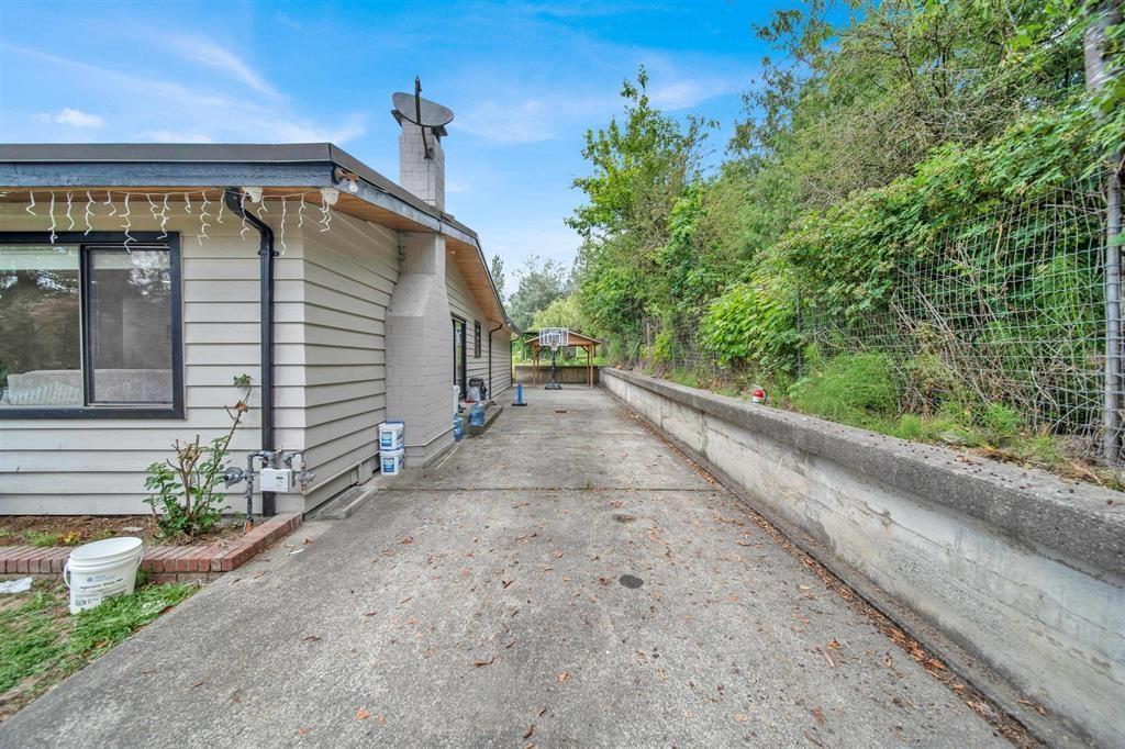 16951 94a Avenue, Surrey, British Columbia  V4N 6H2 - Photo 21 - R3060508